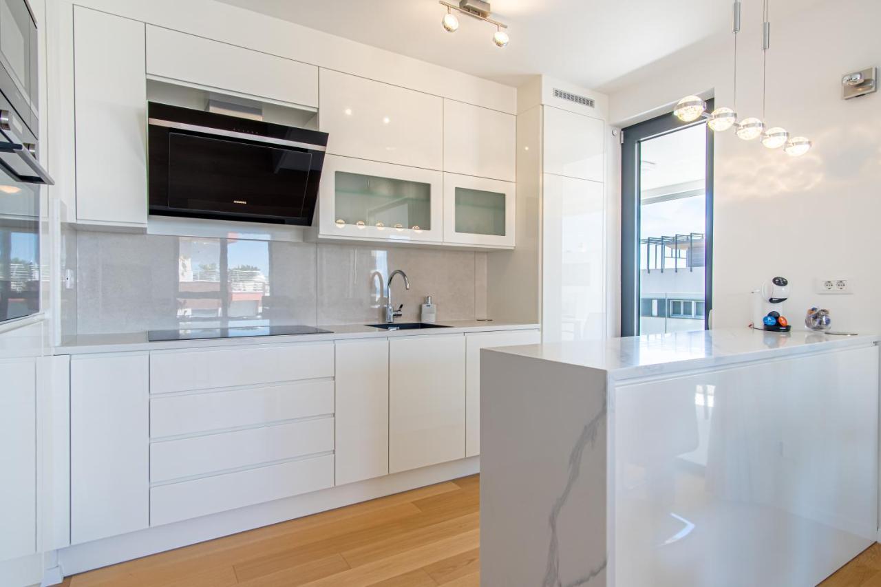 Euphoria Luxury Apartment สปลิท ภายนอก รูปภาพ