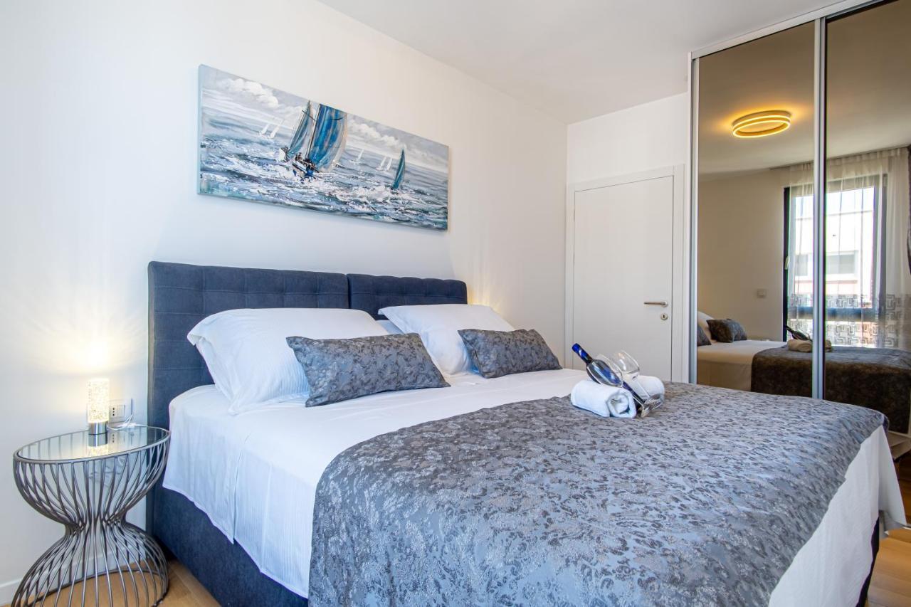 Euphoria Luxury Apartment สปลิท ภายนอก รูปภาพ