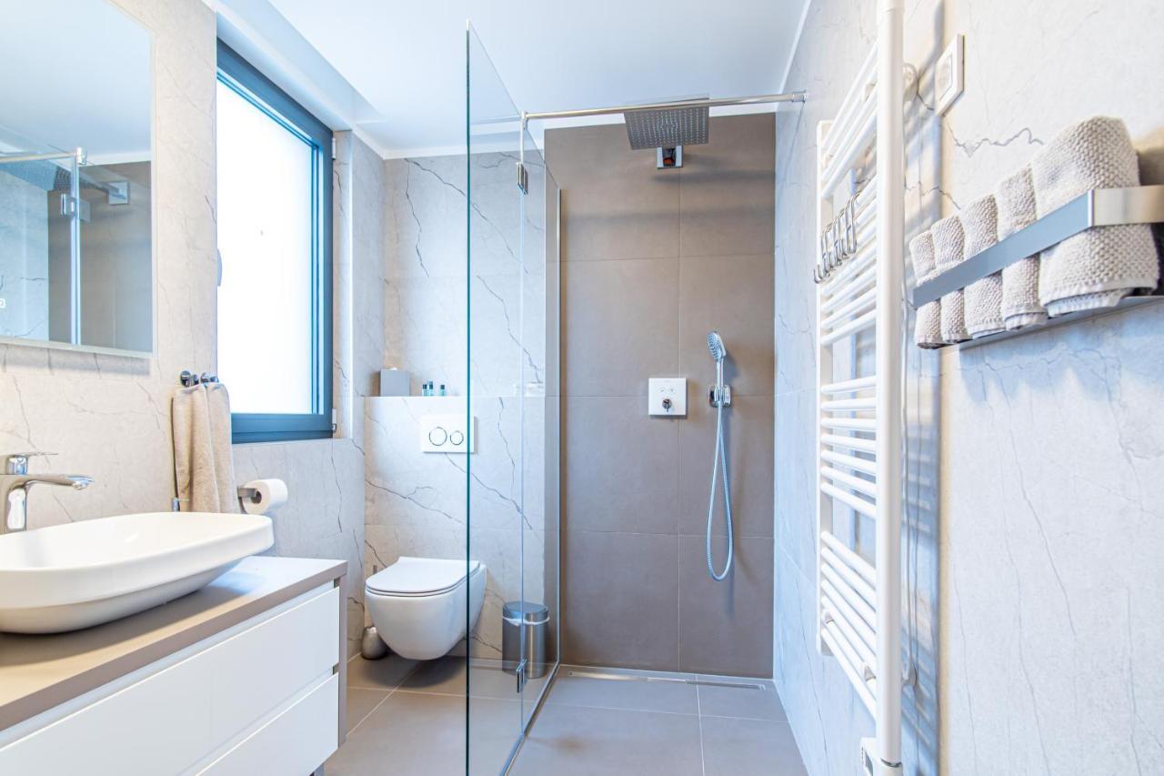 Euphoria Luxury Apartment สปลิท ภายนอก รูปภาพ