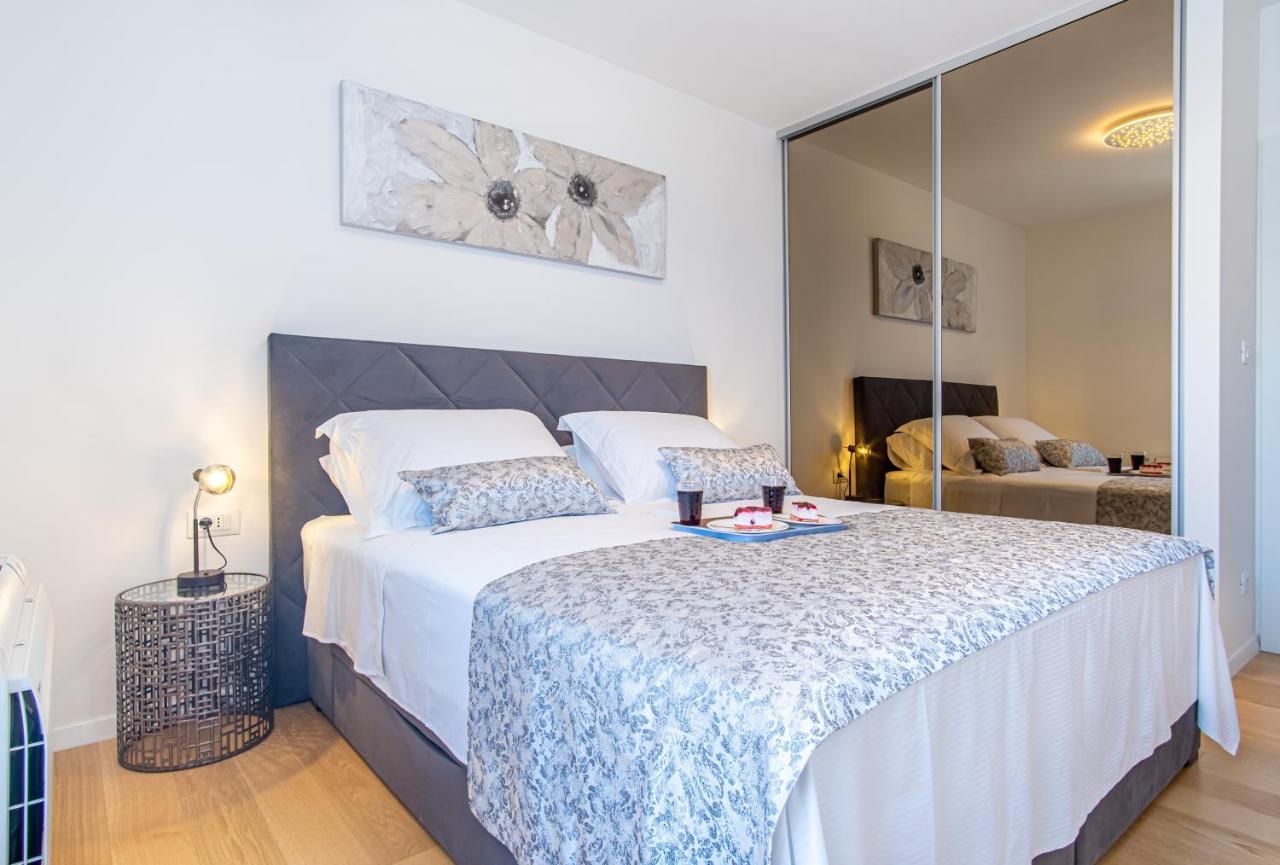 Euphoria Luxury Apartment สปลิท ภายนอก รูปภาพ